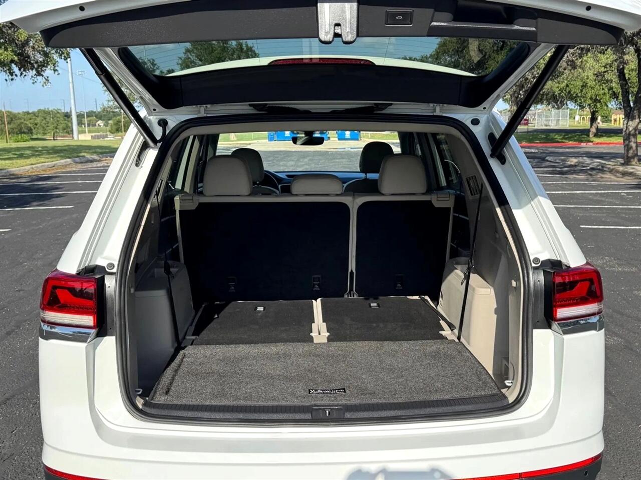 2021 Volkswagen Atlas SE Technology photo 11