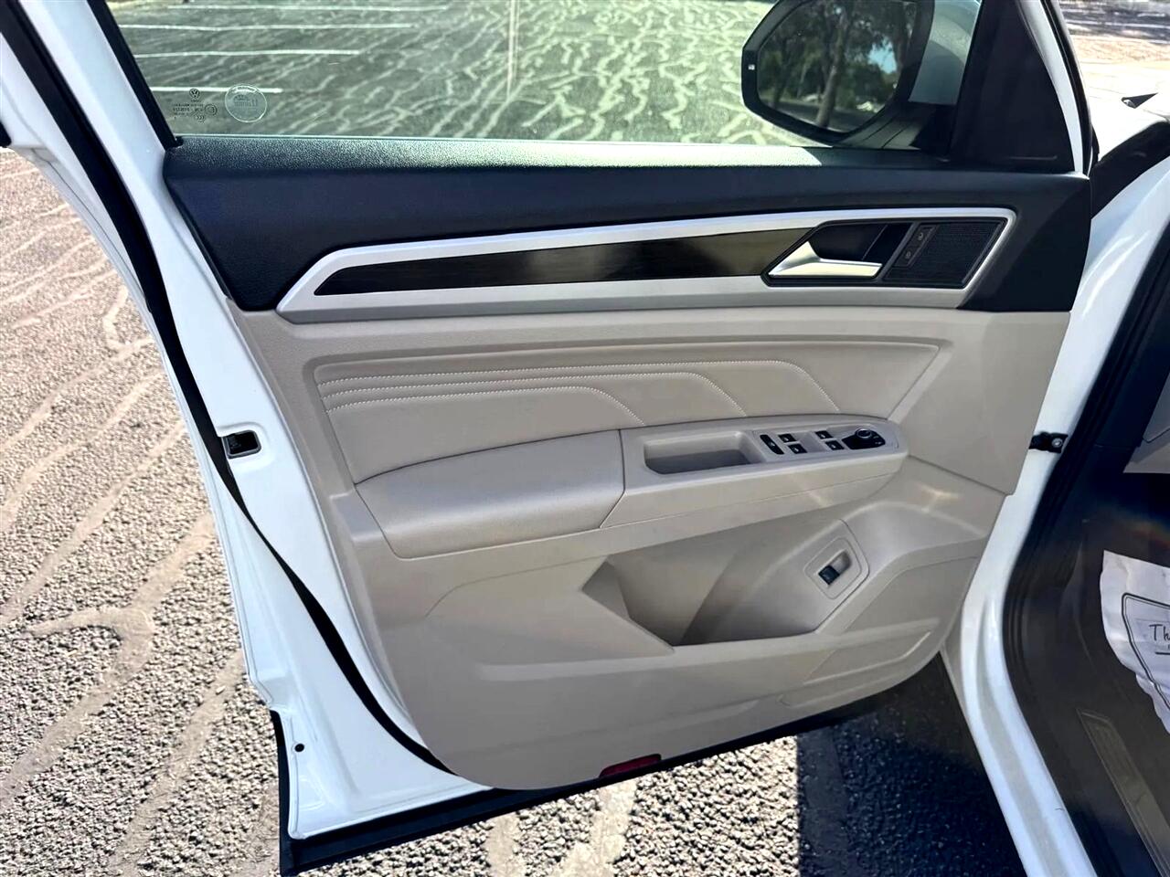 2021 Volkswagen Atlas SE Technology photo 12