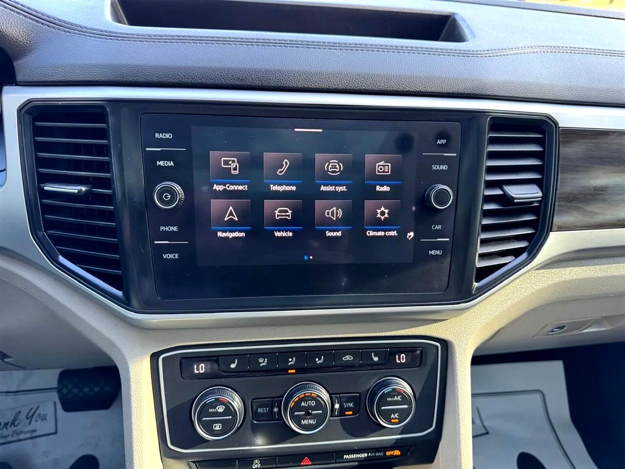 2021 Volkswagen Atlas SE Technology photo 17