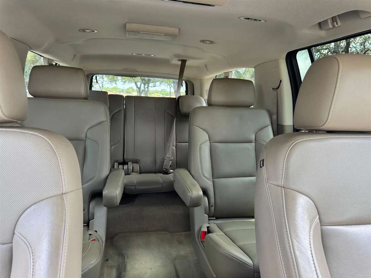 Chevrolet Suburban  2016