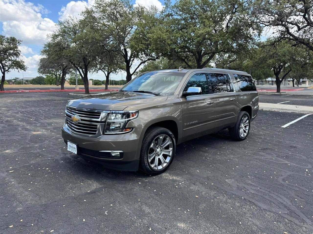 Chevrolet Suburban  2016