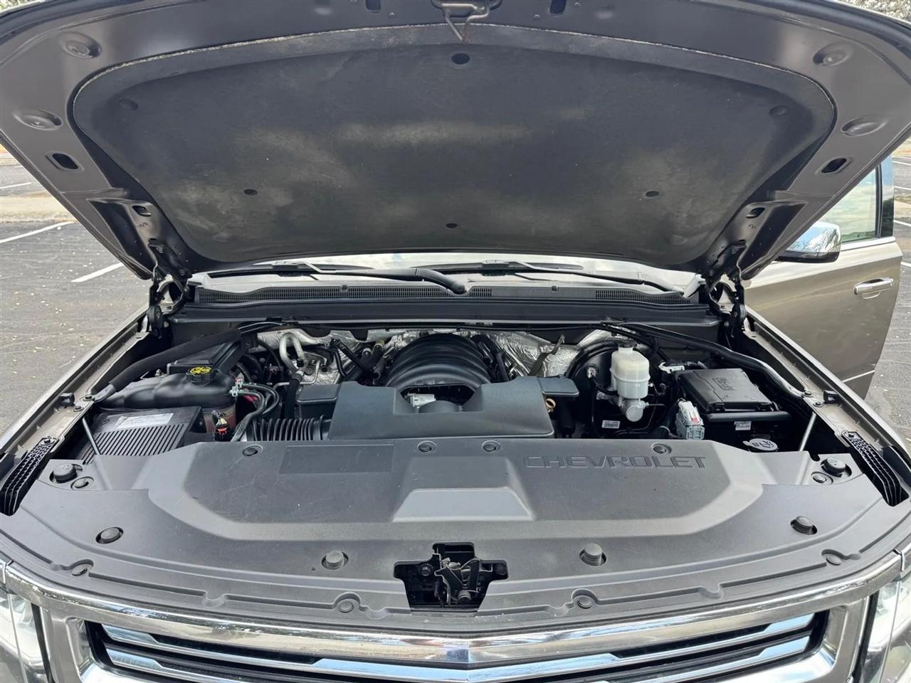 Chevrolet Suburban  2016