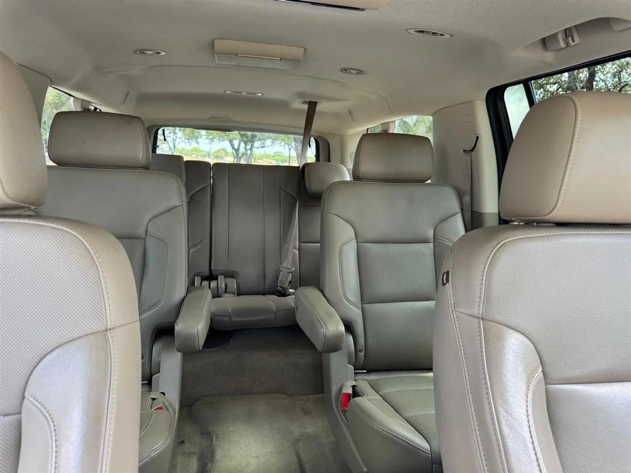 Chevrolet Suburban  2016