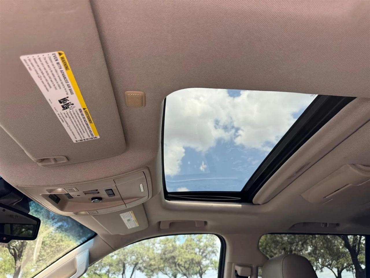 Chevrolet Suburban  2016