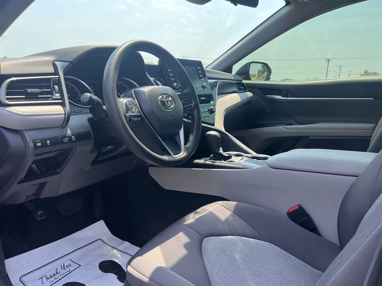 2021 Toyota Camry LE photo 18