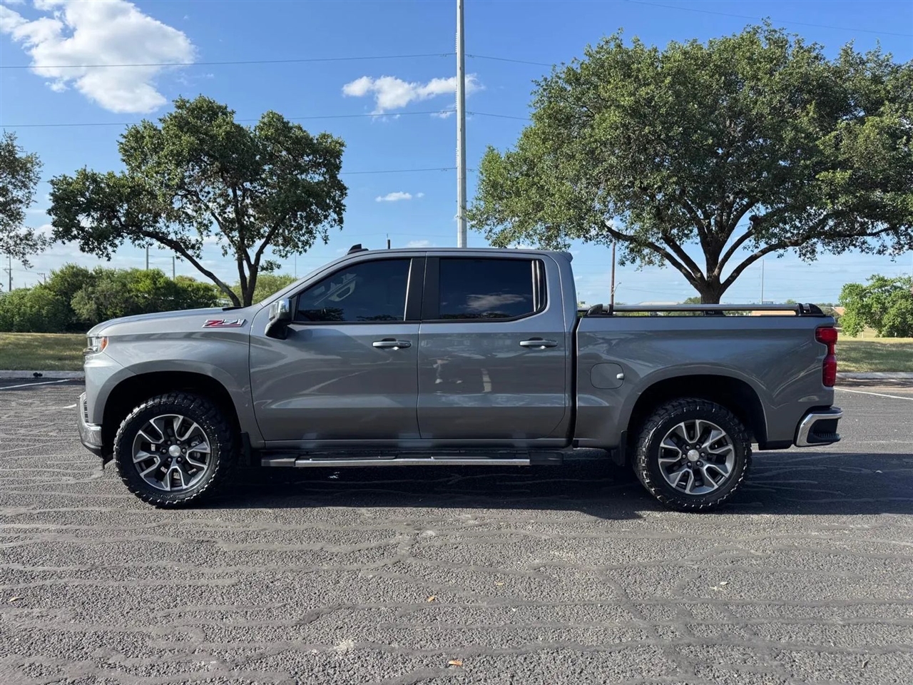 Chevrolet Silverado 1500  2021
