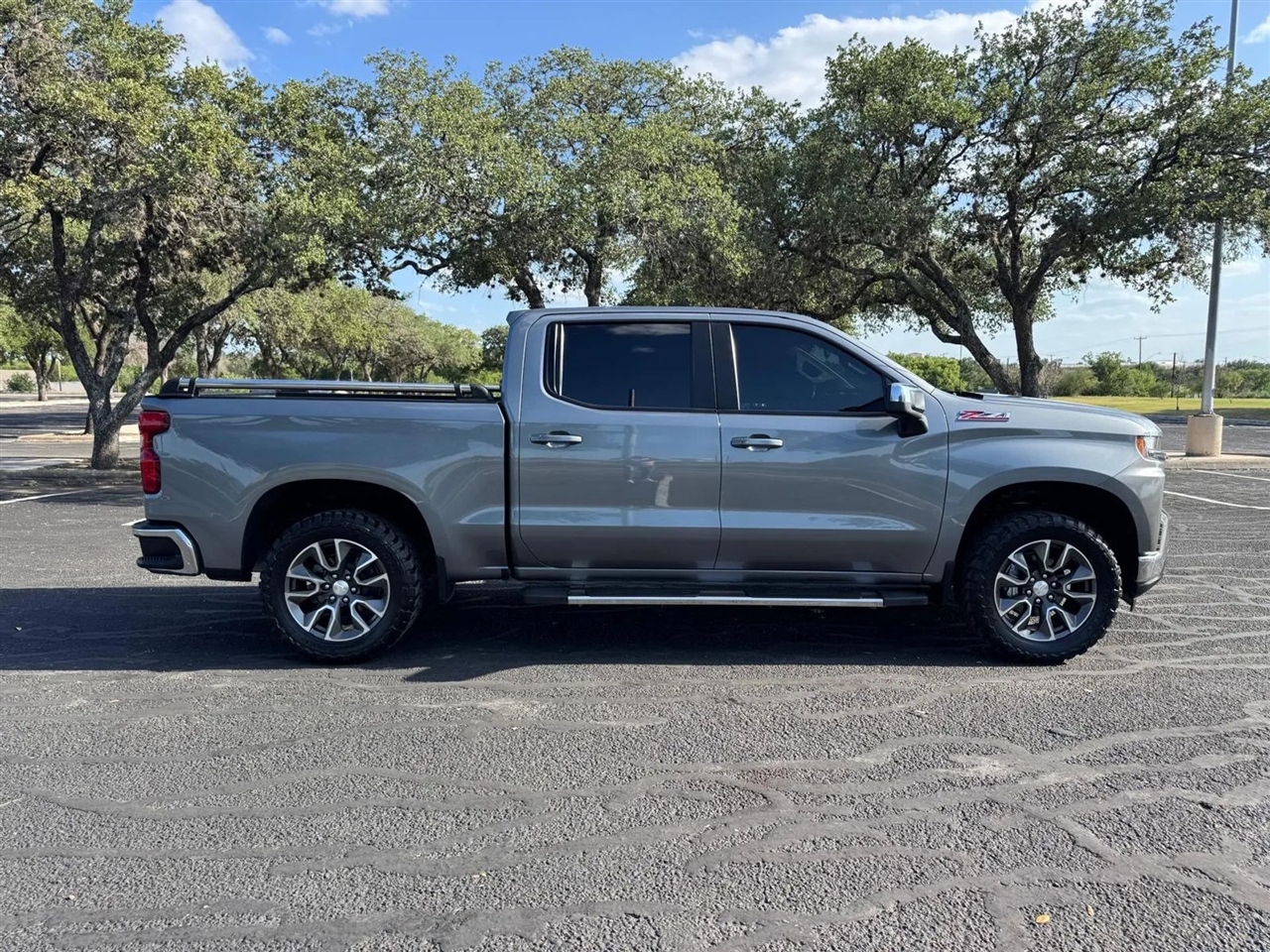 Chevrolet Silverado 1500  2021