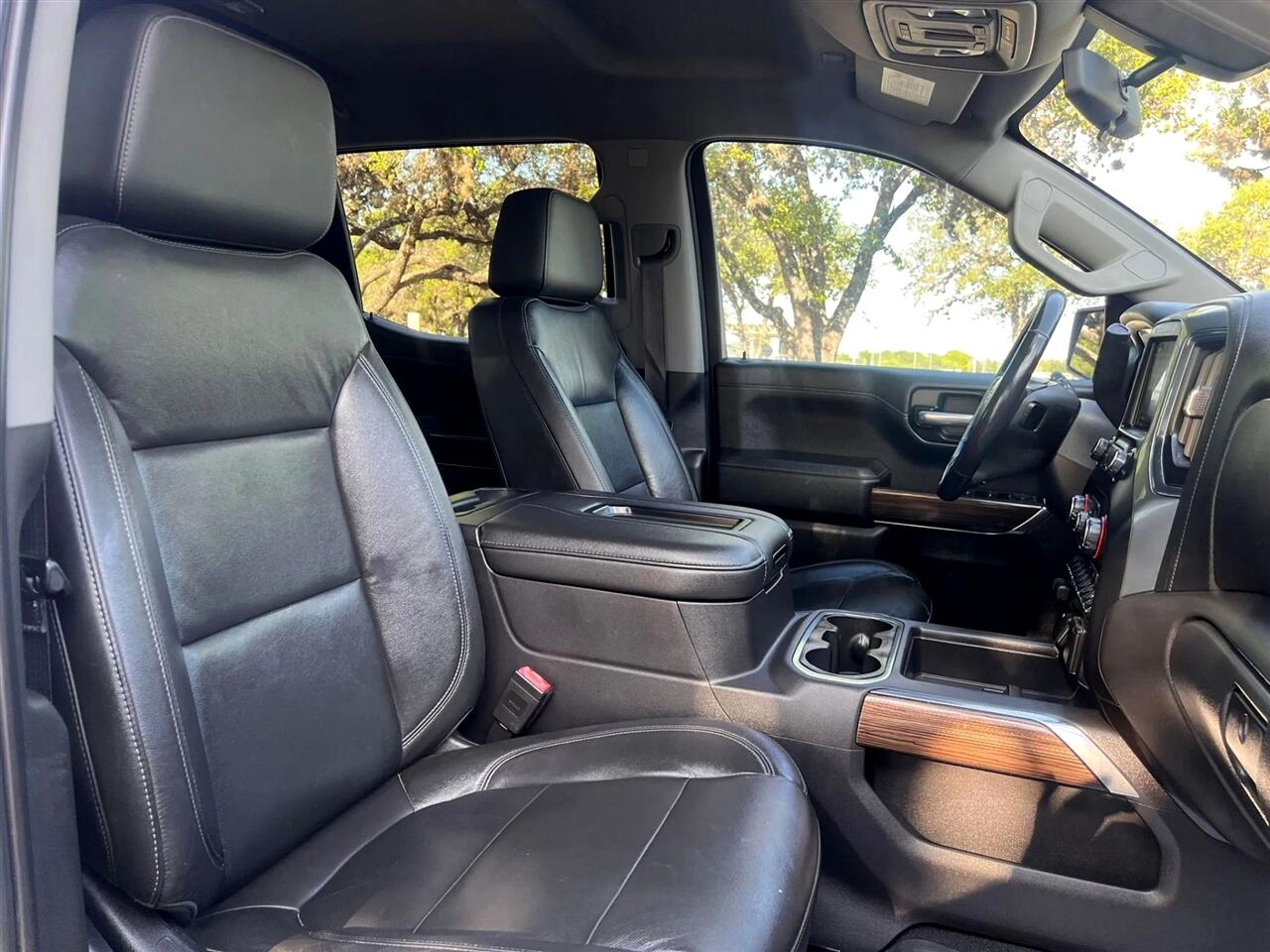 2020 Chevrolet Silverado 1500 RST photo 16