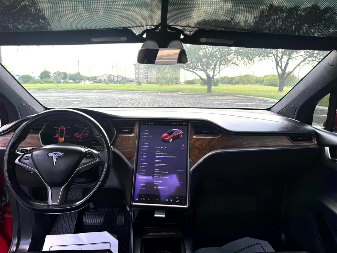 2020 Tesla Model X Long Range photo 11