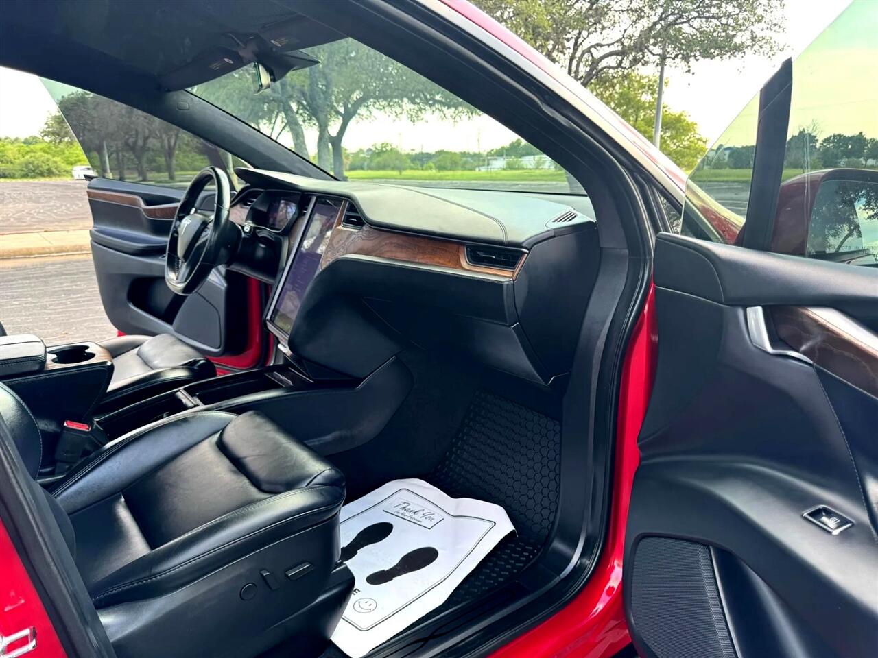 2020 Tesla Model X Long Range photo 13