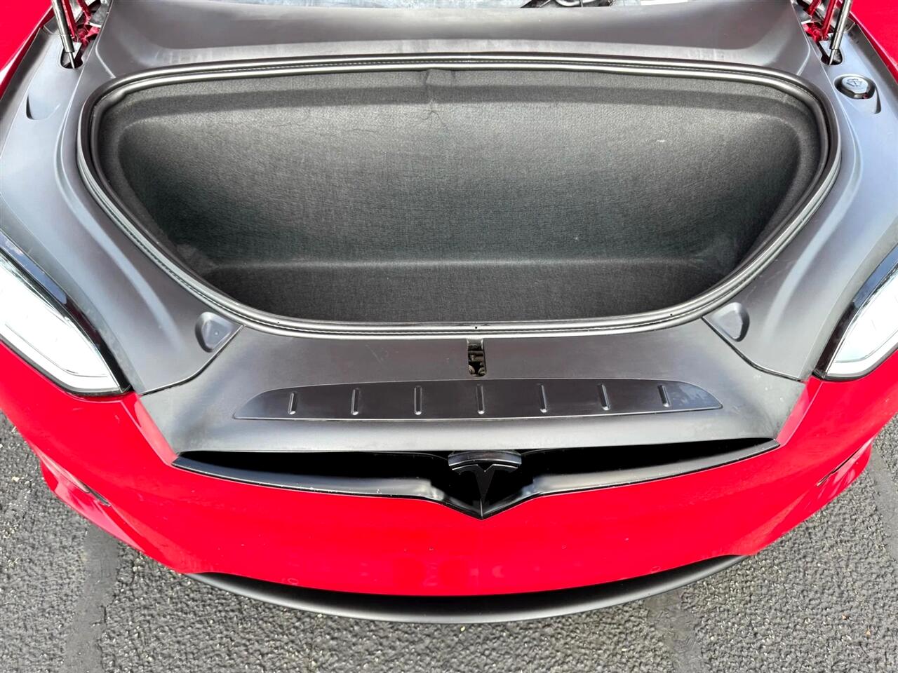 2020 Tesla Model X Long Range photo 26