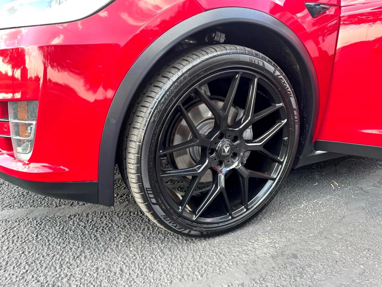 2020 Tesla Model X Long Range photo 27