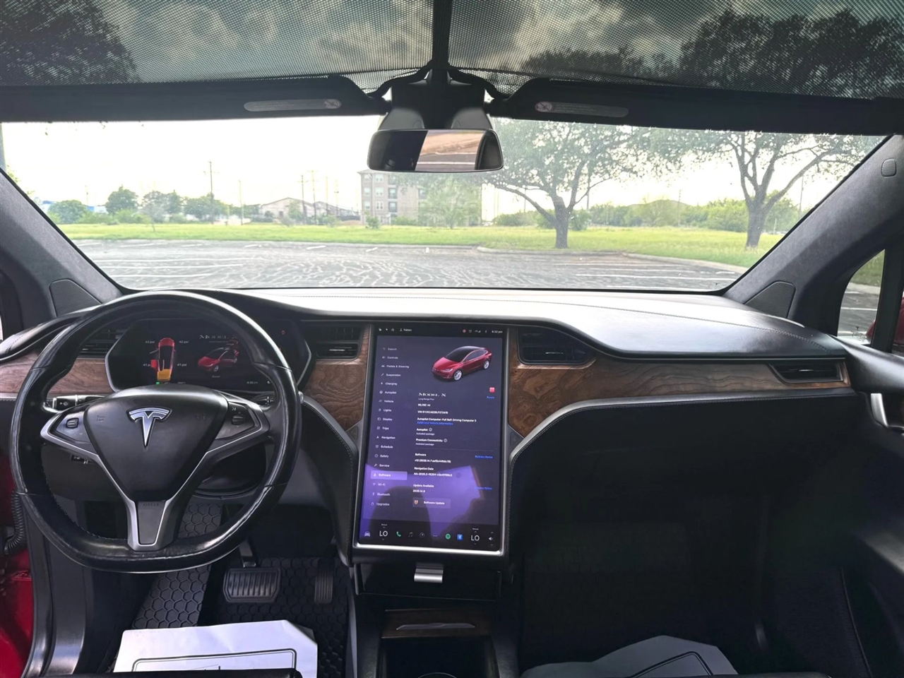 Tesla Model X  2020