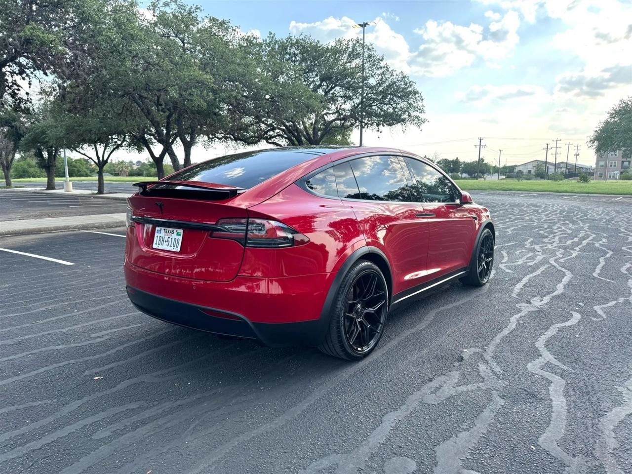 Tesla Model X  2020