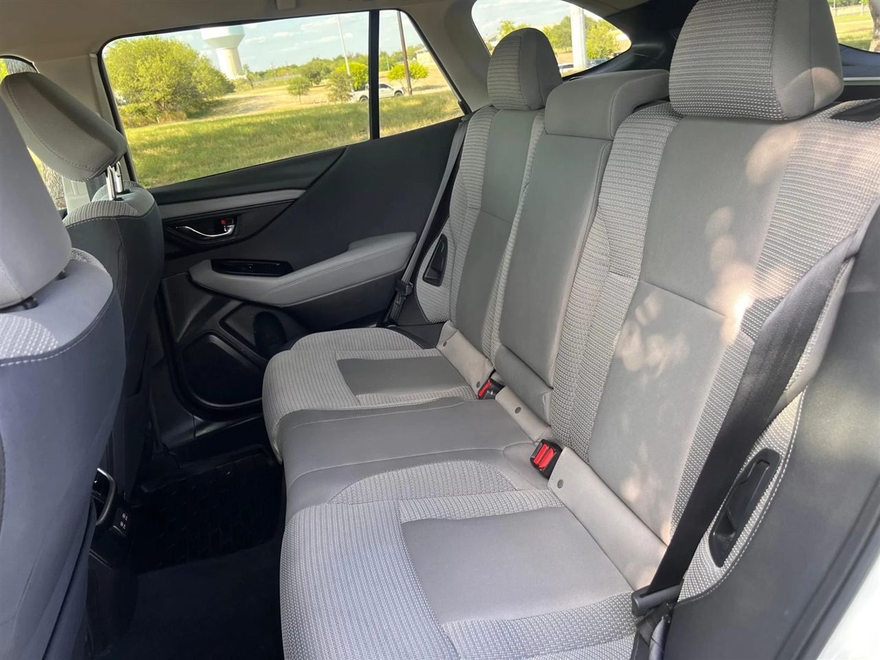 Subaru Outback  2022