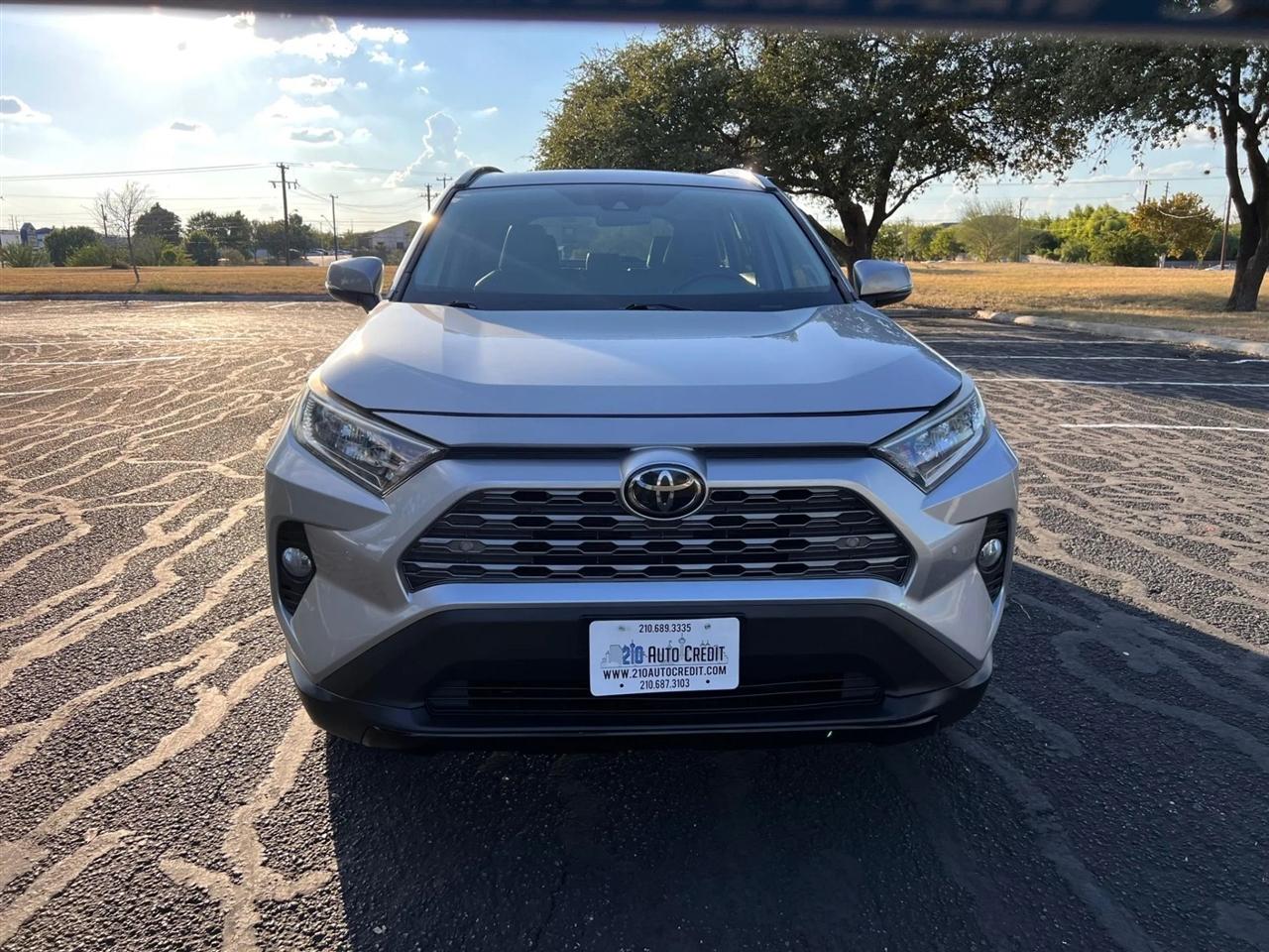 Toyota RAV4  2019
