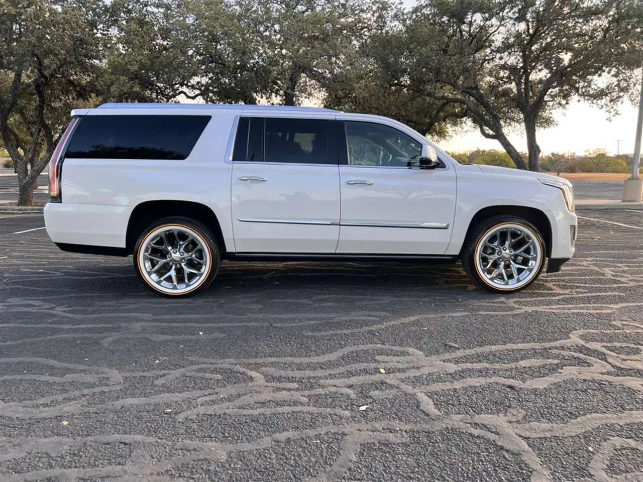 Cadillac Escalade  2019
