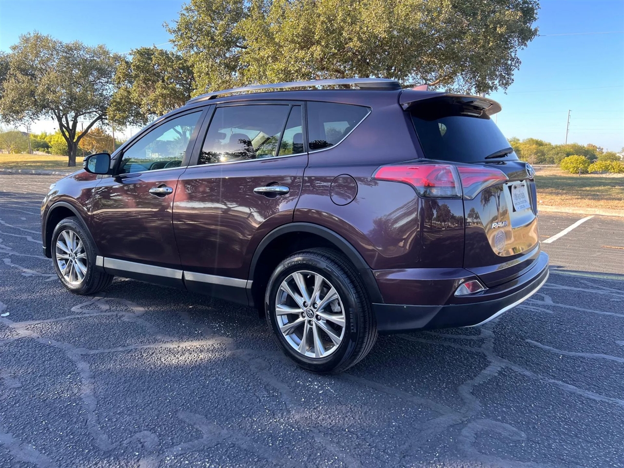 Toyota RAV4  2018