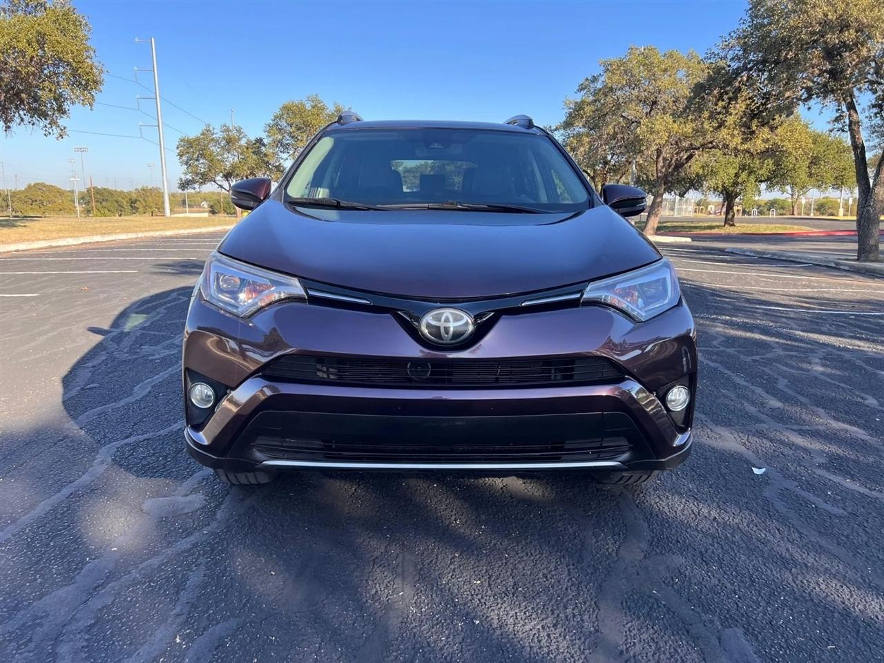 Toyota RAV4  2018