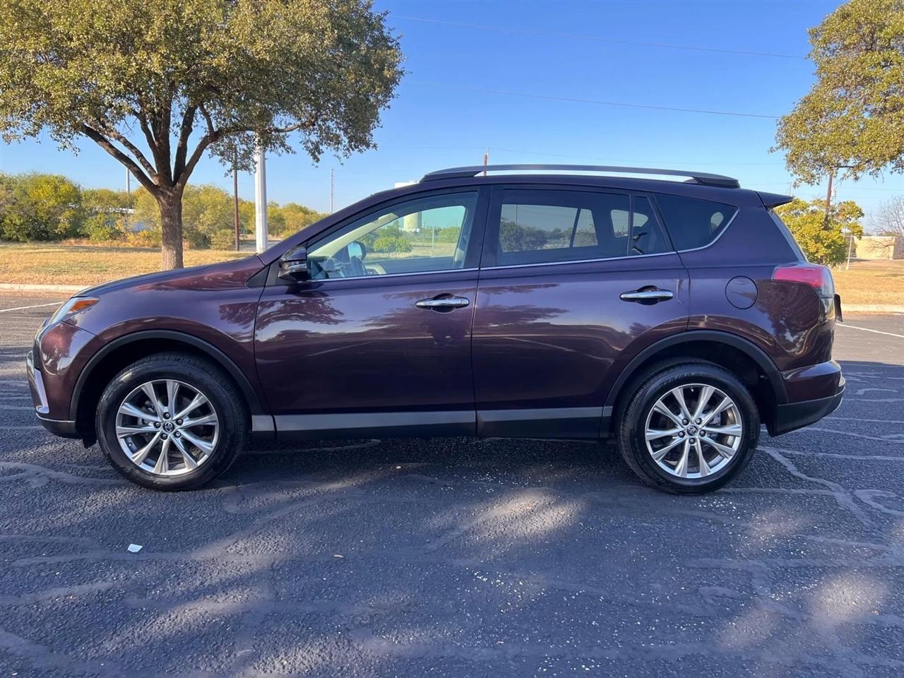 Toyota RAV4  2018