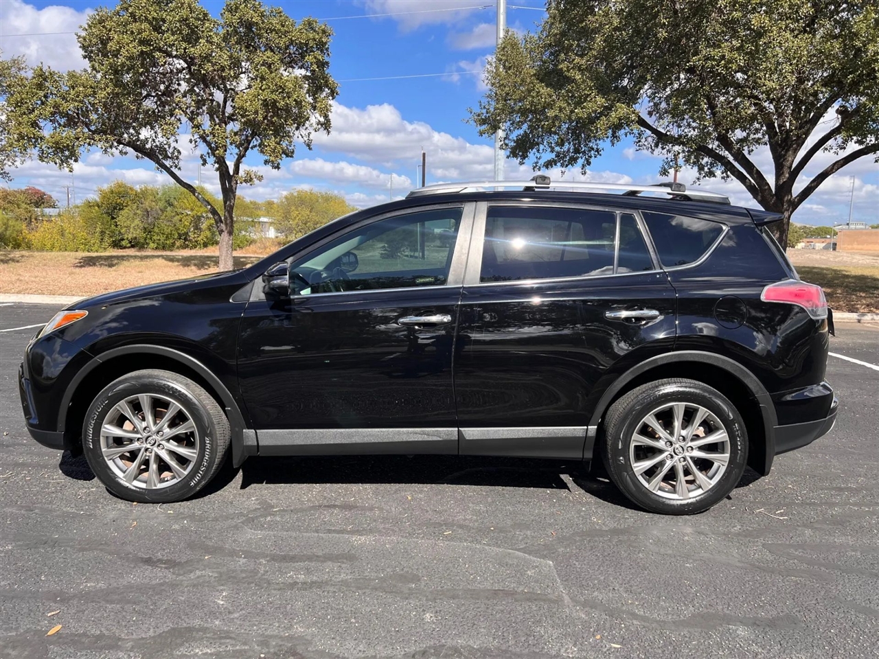 Toyota RAV4  2016