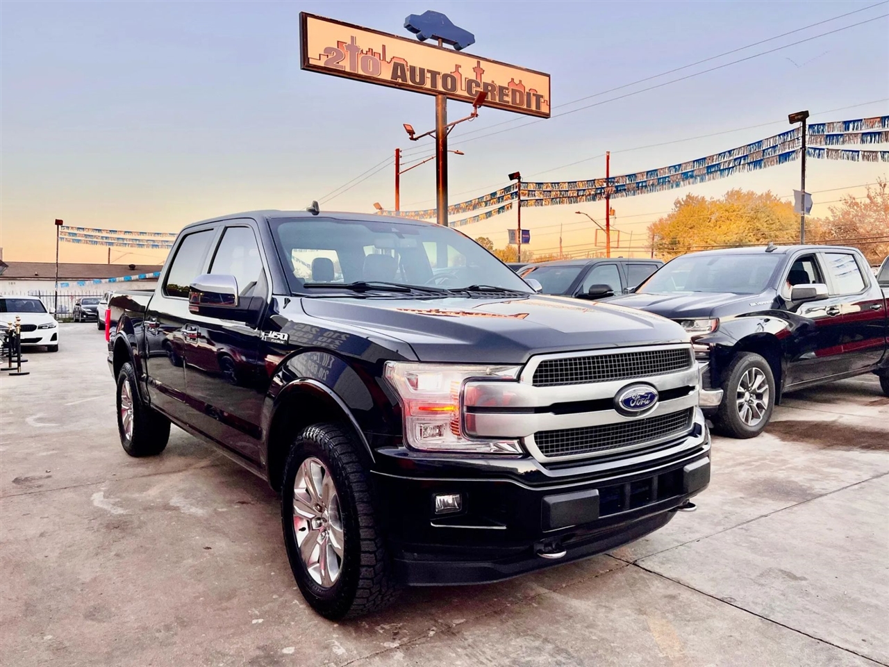 2020 Ford F-150 Platinum Pickup 4D 5 1/2 ft