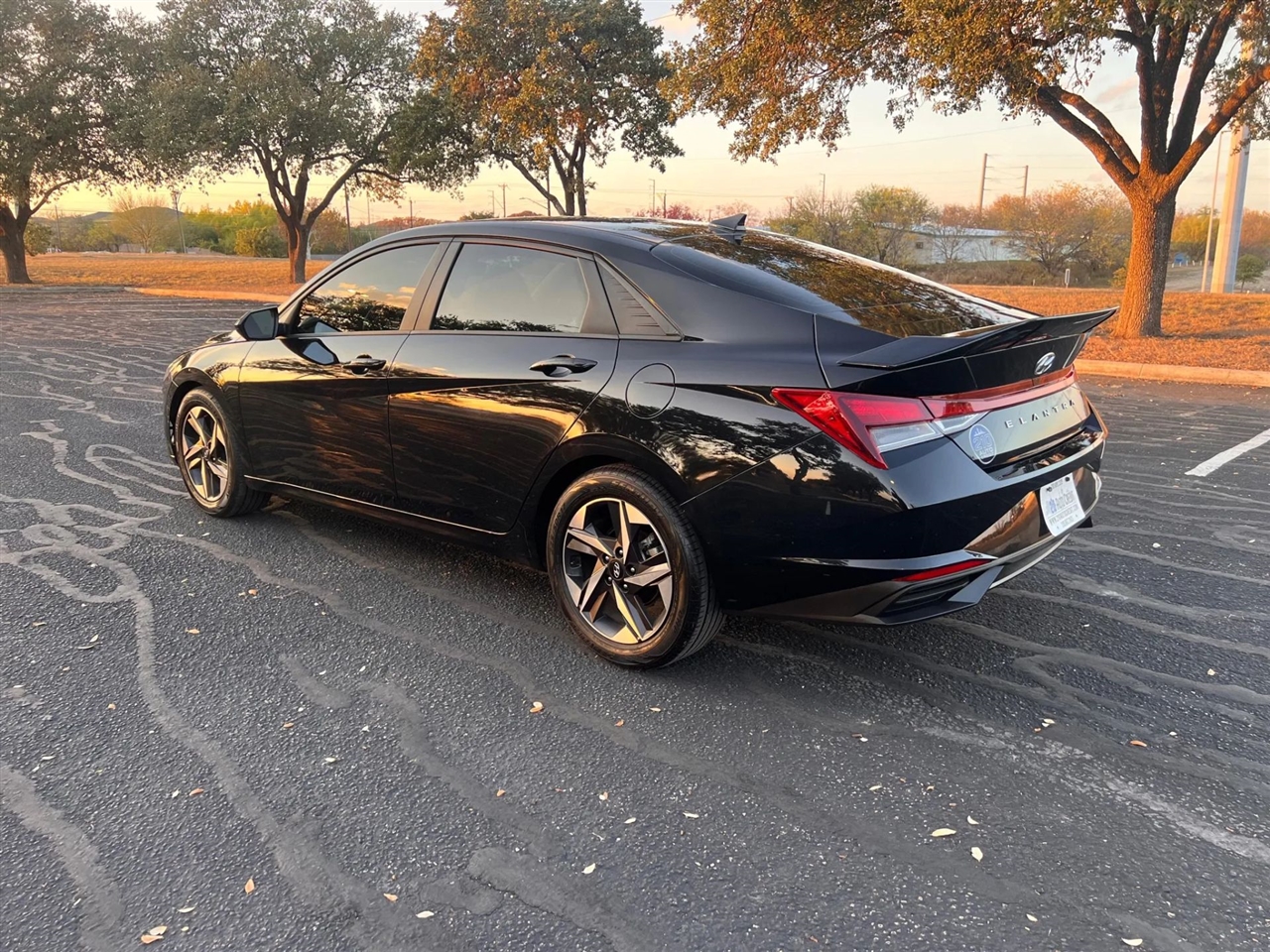 Hyundai Elantra  2023