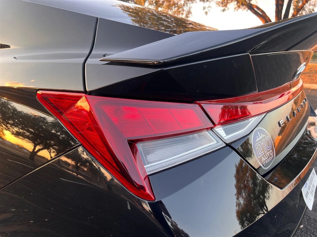 Hyundai Elantra  2023