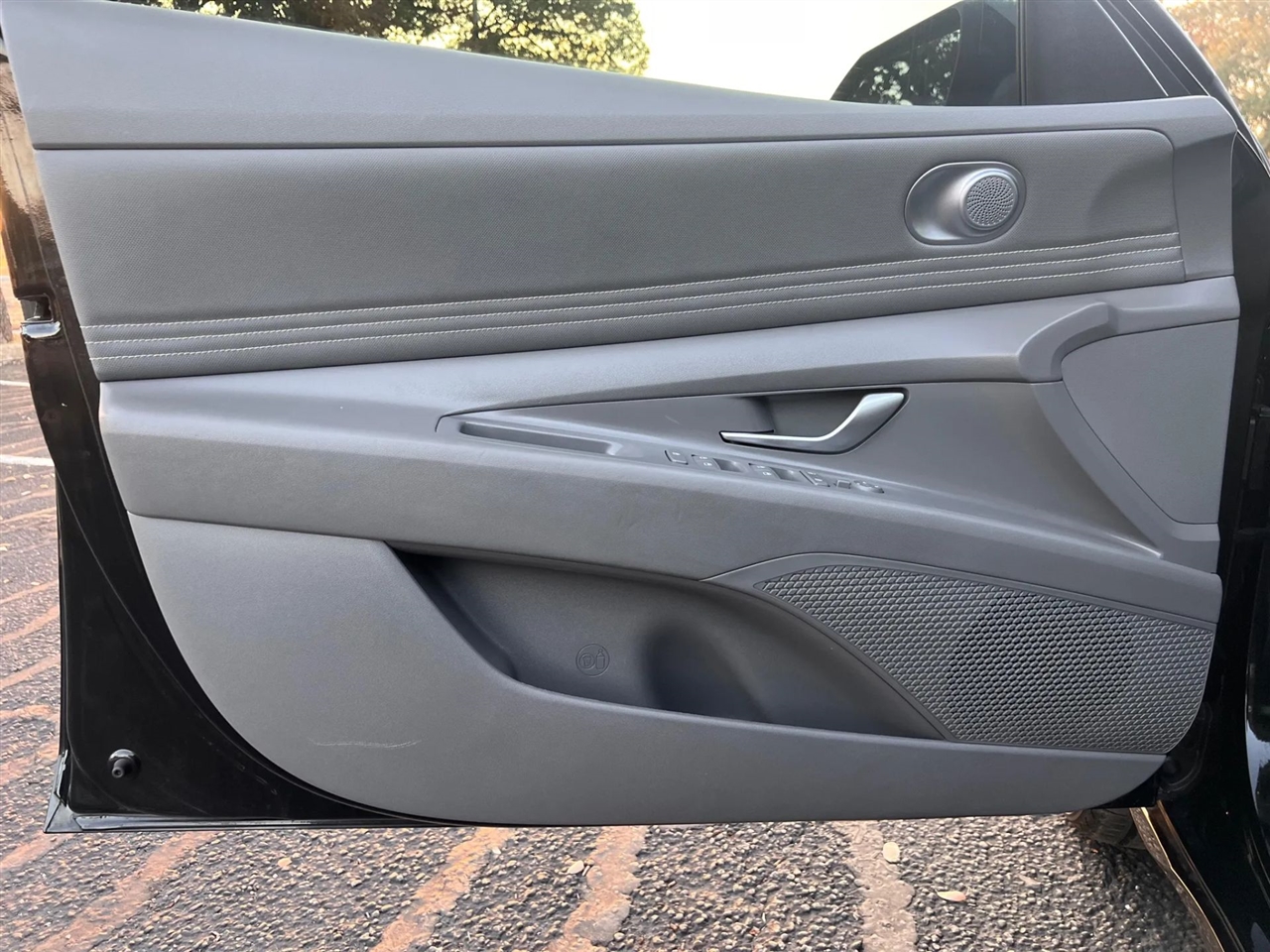 Hyundai Elantra  2023