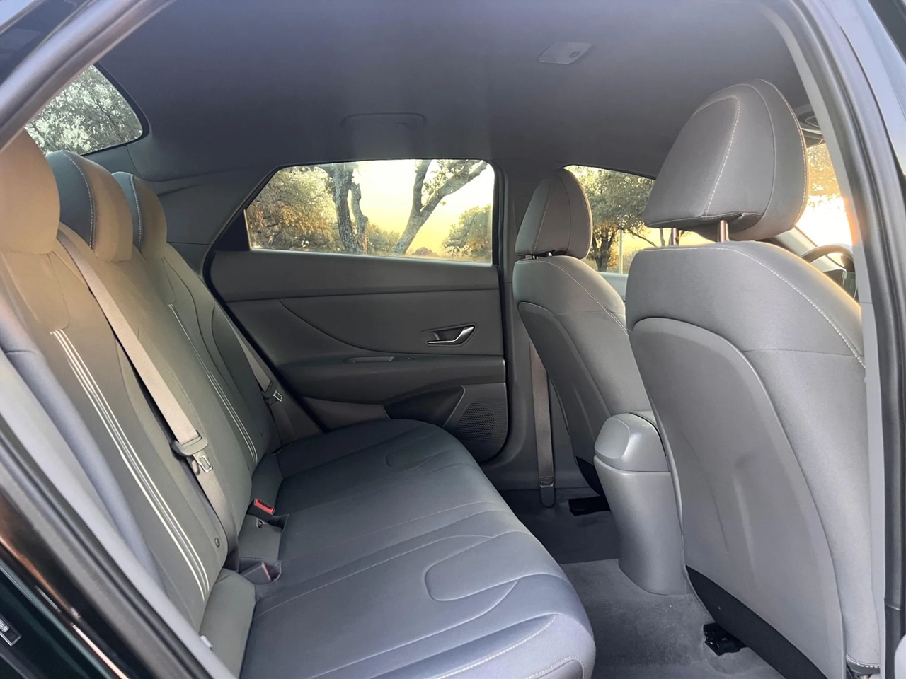 Hyundai Elantra  2023