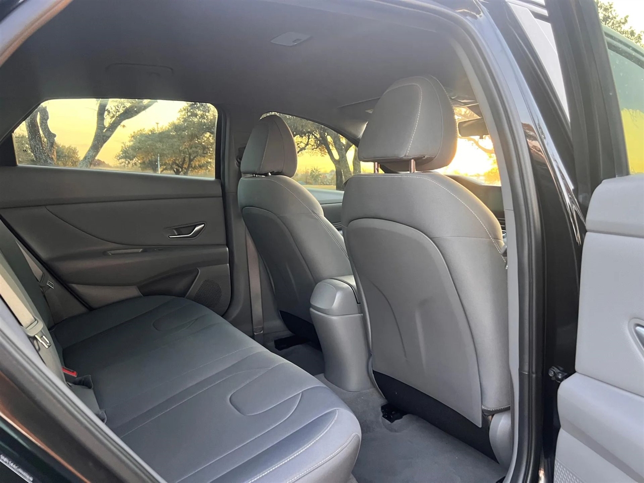 Hyundai Elantra  2023