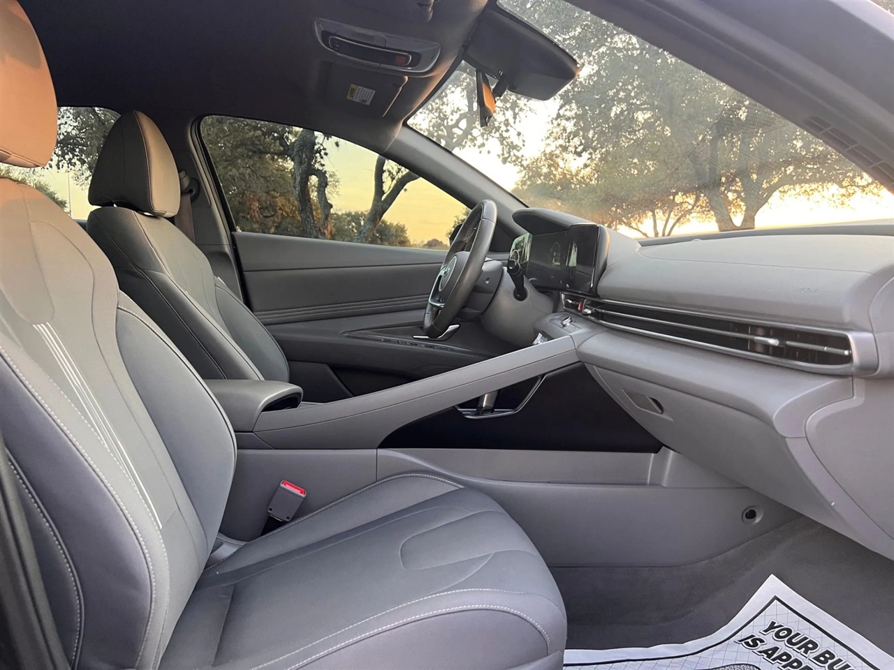 Hyundai Elantra  2023