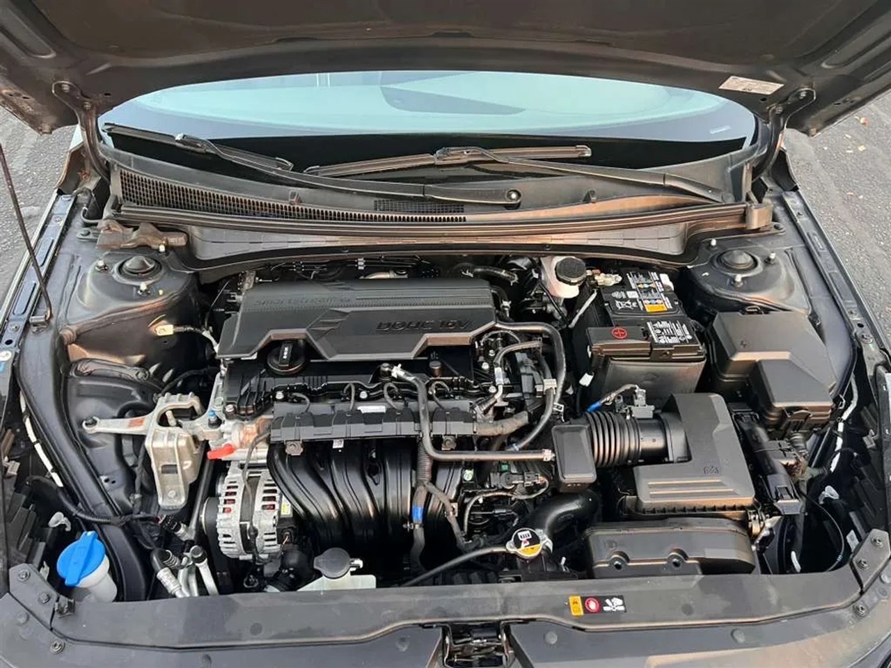 Hyundai Elantra  2023