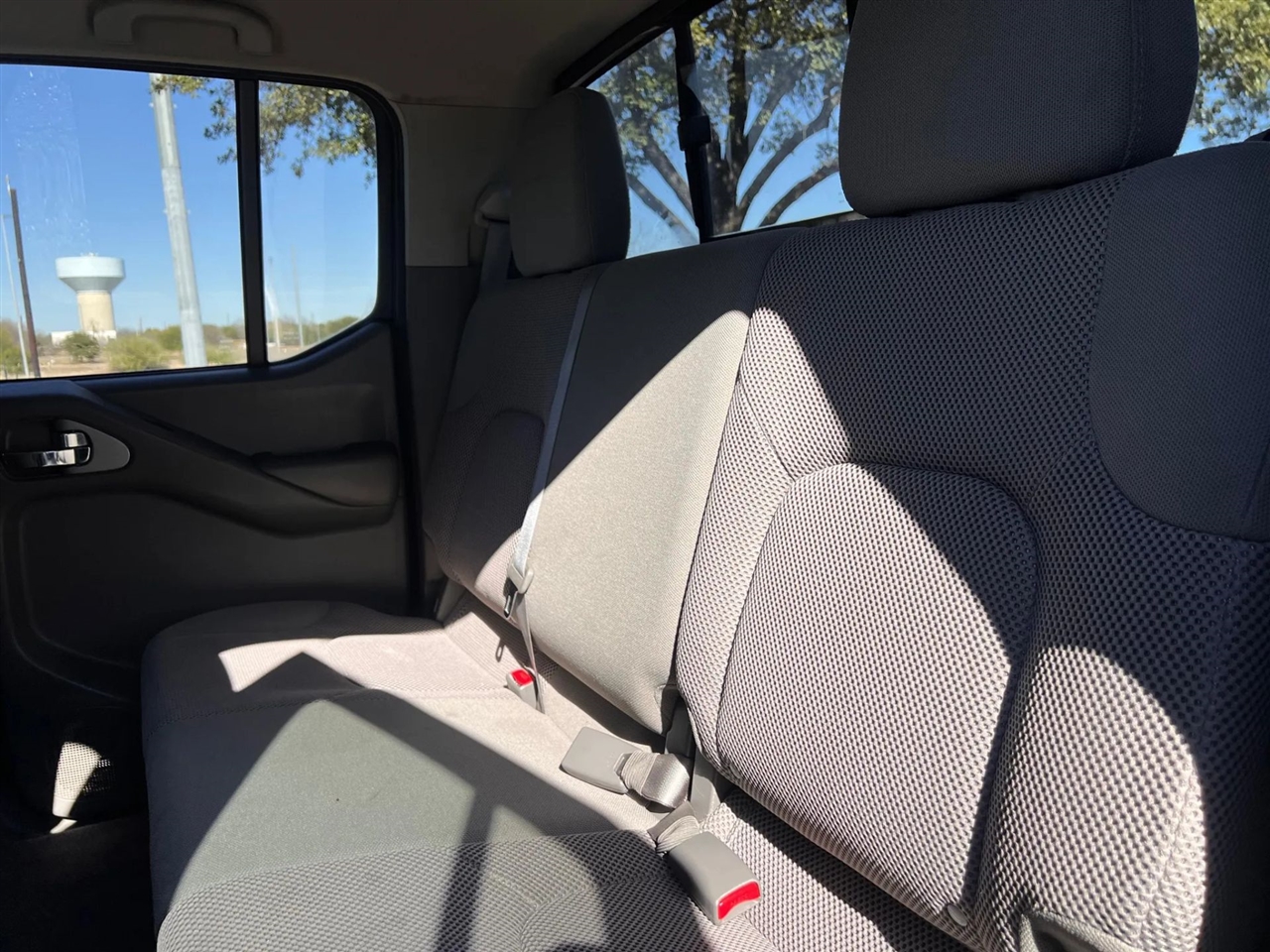 Nissan Frontier  2019