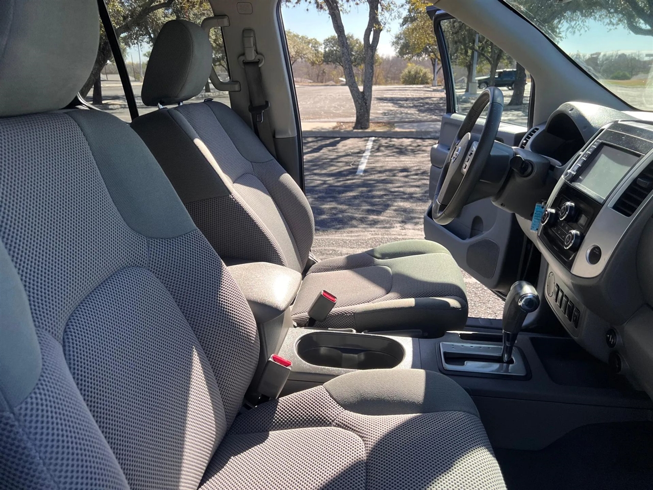 Nissan Frontier  2019