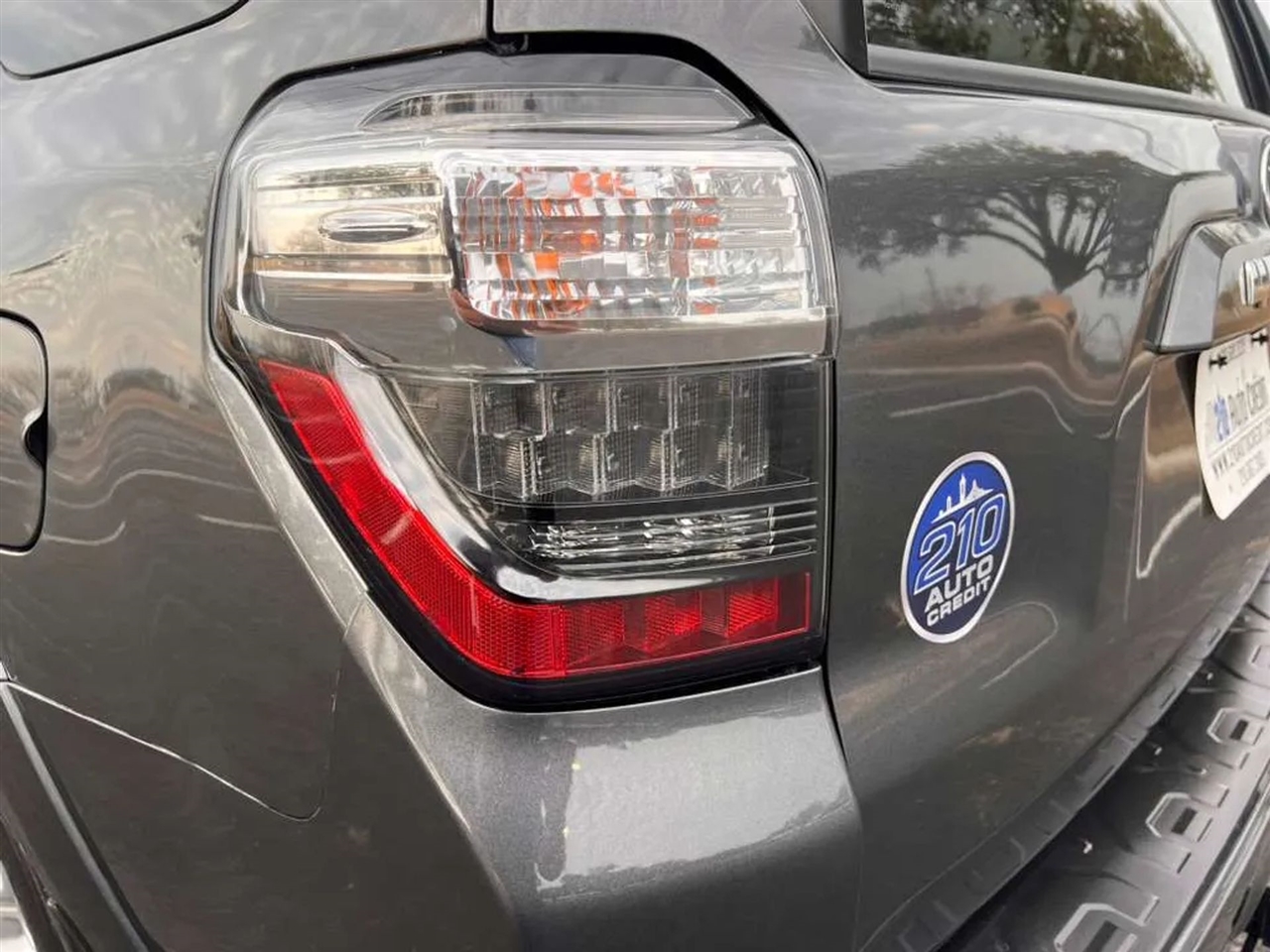 Toyota 4Runner  2018