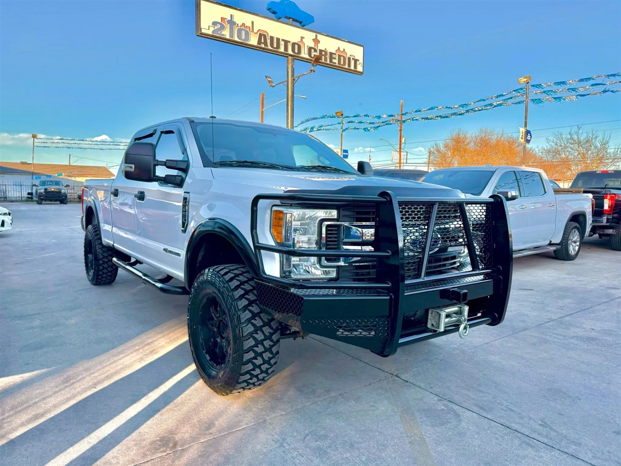 2017 Ford F-250 SD XLT Pickup 4D 6 3/4 ft