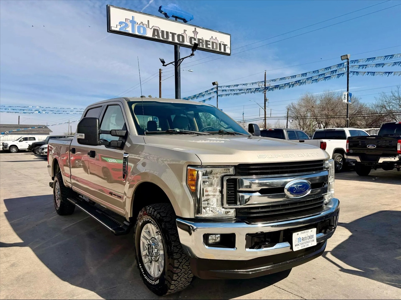 2017 Ford F-250 SD XLT Pickup 4D 6 3/4 ft