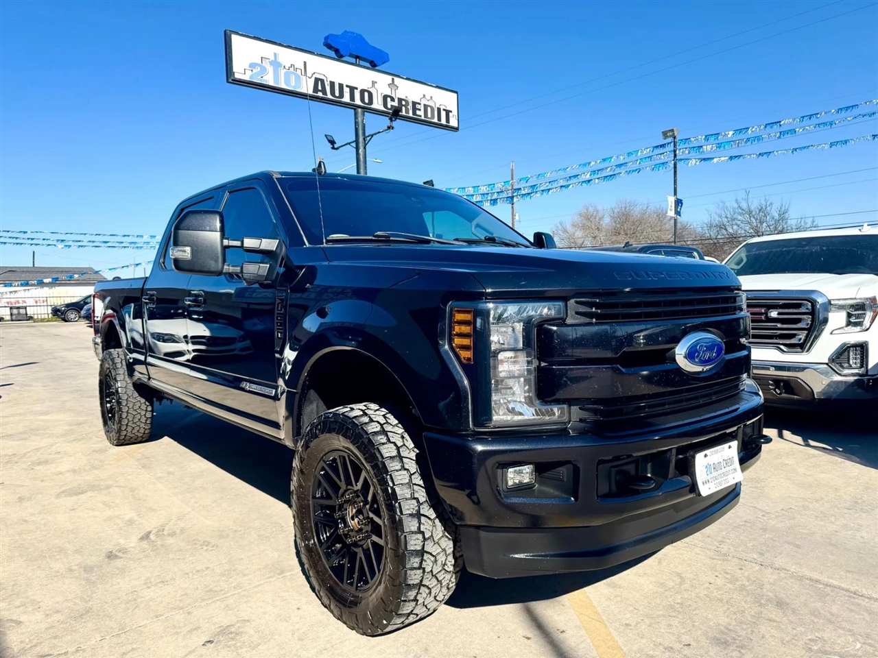2019 Ford F-250 SD Lariat Pickup 4D 6 3/4 ft