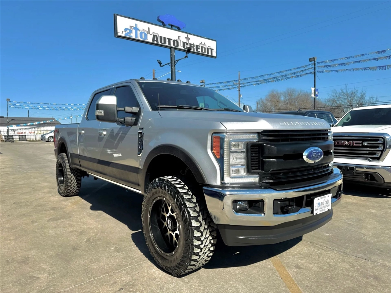 2018 Ford F-350 SD Lariat Pickup 4D 6 3/4 ft