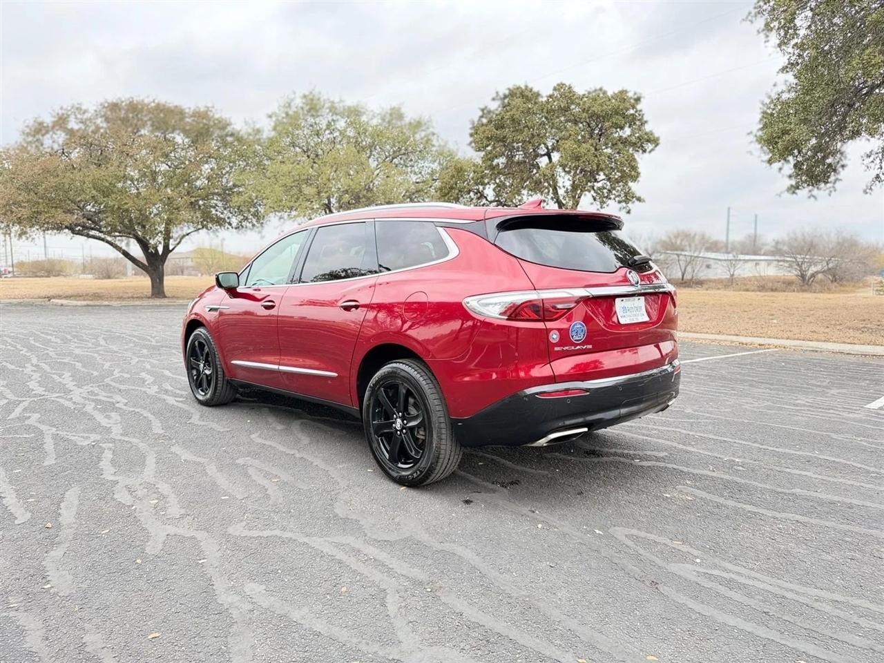 Buick Enclave  2023