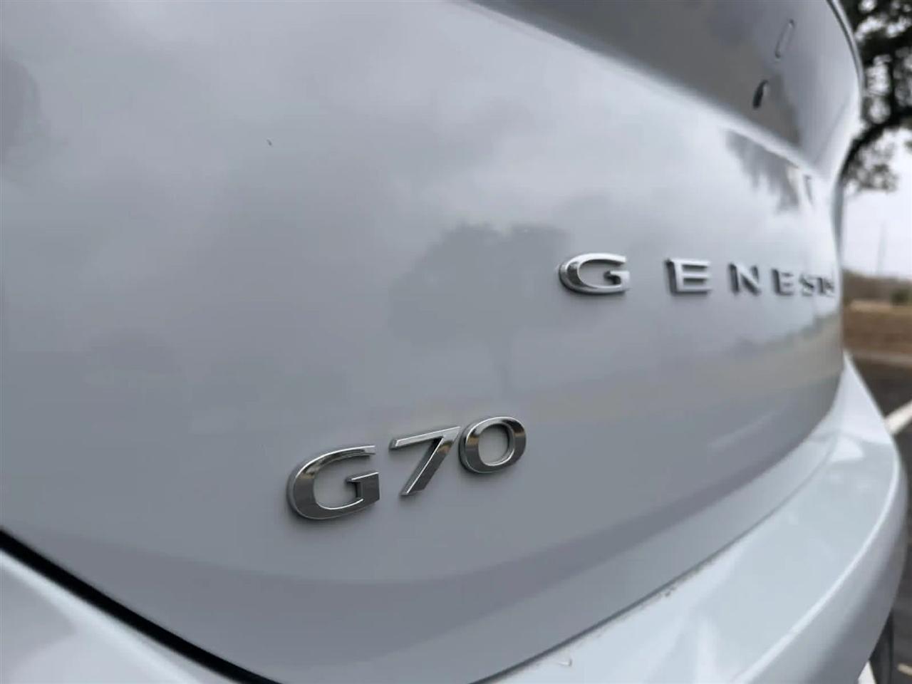 Genesis G70  2022