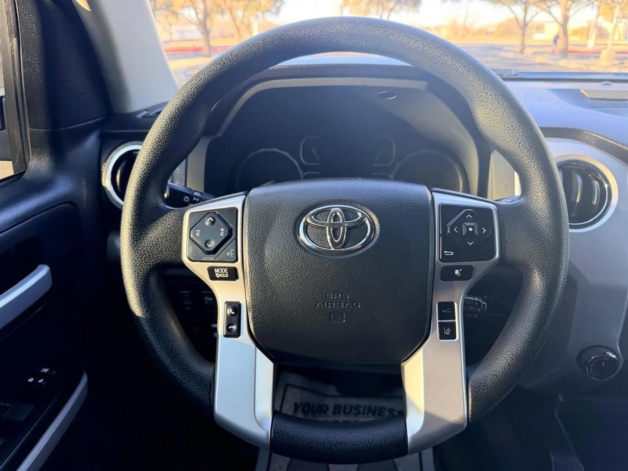Toyota Tundra  2018