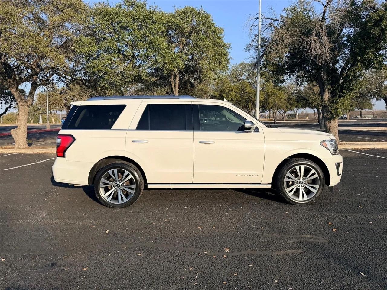 Ford Expedition  2020