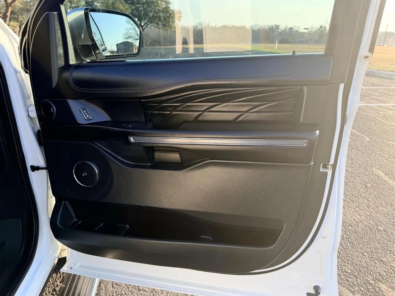 Ford Expedition  2020