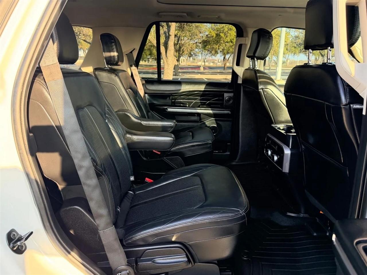 Ford Expedition  2020