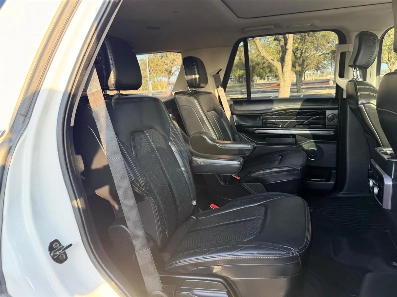 Ford Expedition  2020