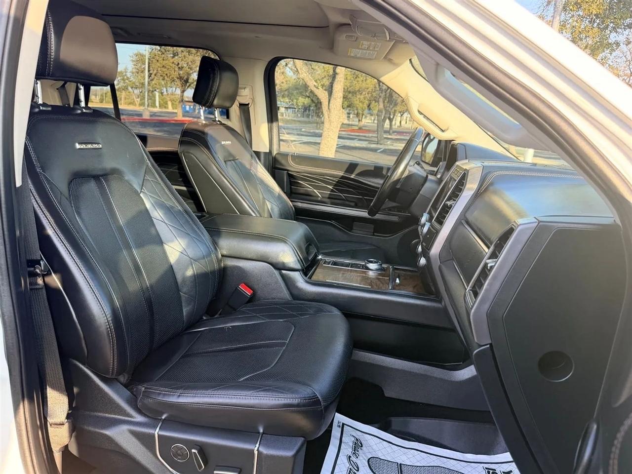 Ford Expedition  2020