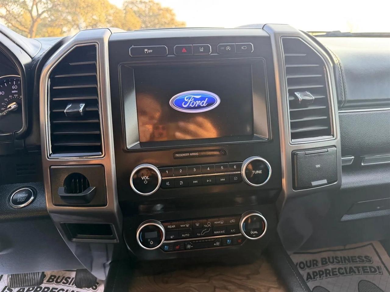 Ford Expedition  2020