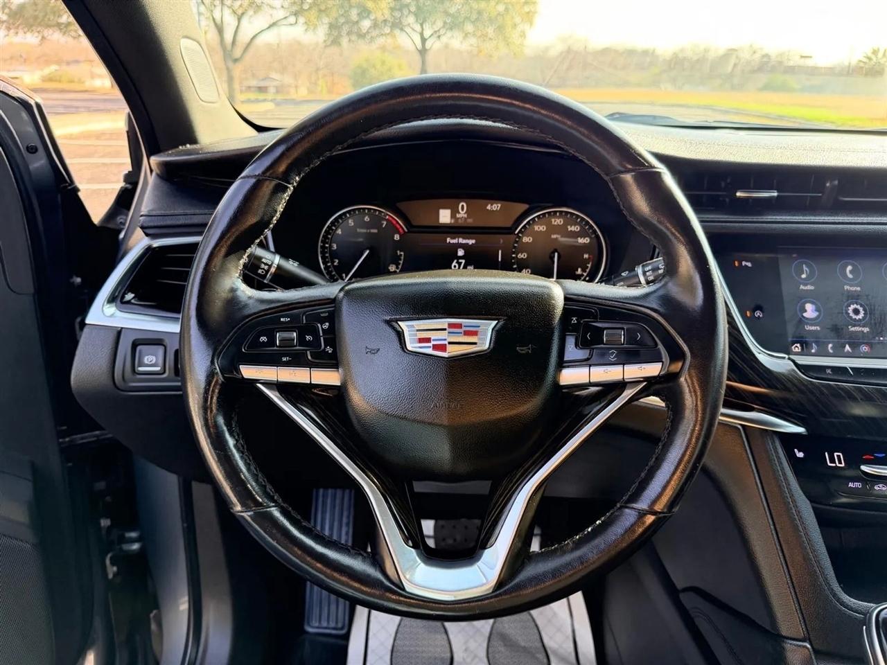 Cadillac XT6  2021